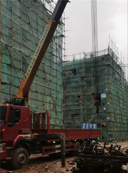 江都区“慢工细活”—— 吊车的 “微动控制” 技术