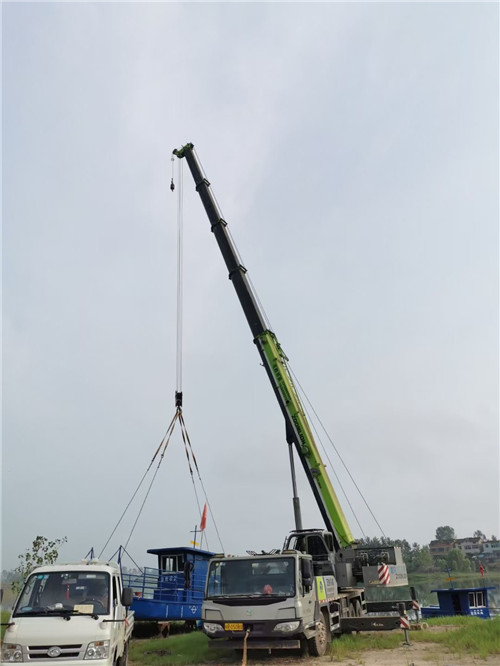 江都区桥梁建设吊装案例